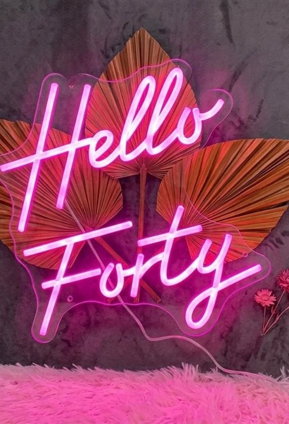 Personalized Neon Signs for 40th Birthday Parties