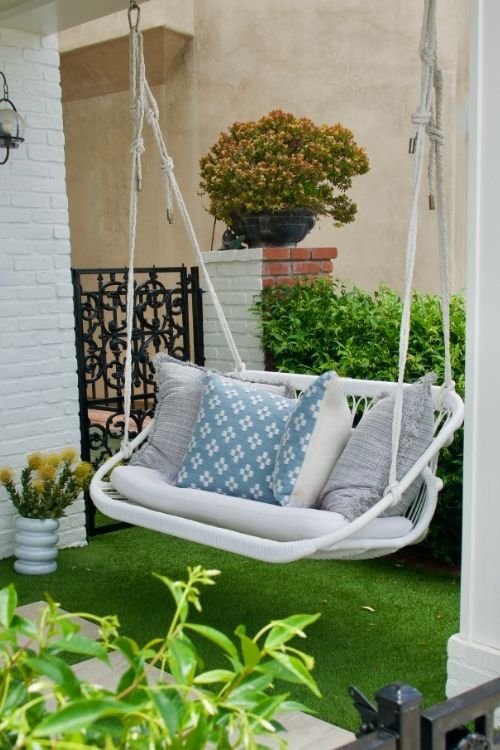 porch swing