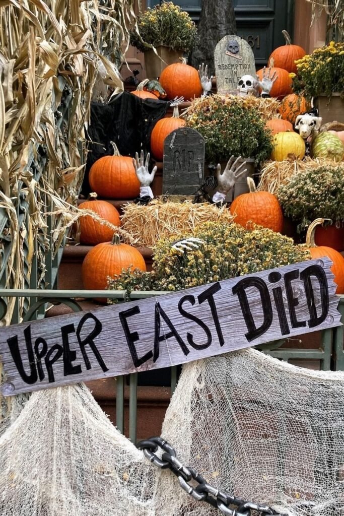 Build a Pumpkin Graveyard Staircase