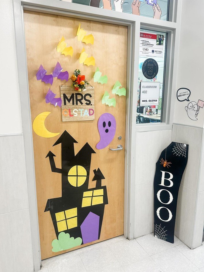 Pastel Haunted House Door With 3D Paper Bats