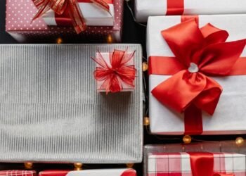 Christmas Gifts for Your Boyfriend's Family